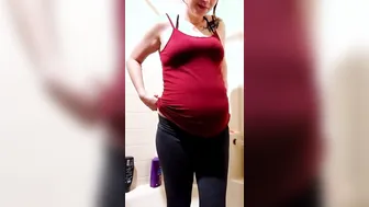 7 Months Pregnant my Whip Cream Fun had me so Leaking I couldnt Hold my Pissing into the Hot Tub