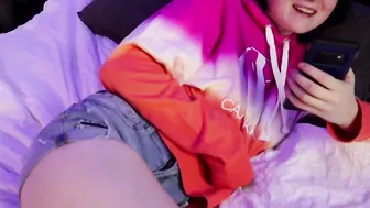 Bro tricks his roommate inside having sex with him