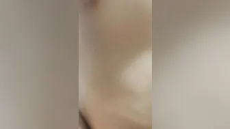 後輩のセフレとの騎乗位をハメ撮り【個人撮影】