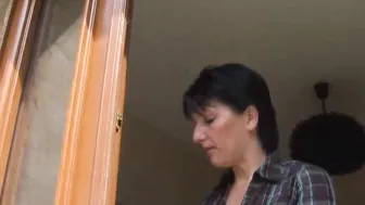 Hungry older wifey getting anal from neighbour