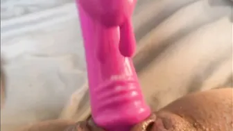 Fucking her Vagina till she is Creamy and Squirts