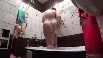 Fat Man porn video – Fat stepmom soaping into the shower