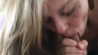 Kinky Blonde milf give Morning Fellatio