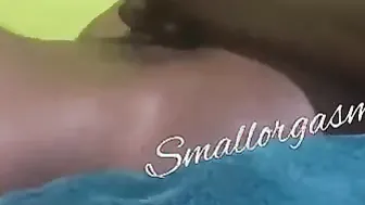 Elle a Demandé De me Faire un Délicieux Strokes Des Testicules et De La Bite_hanjob_pornohub