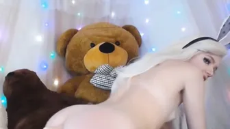 Beauty Getting an Orgasm