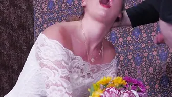 Hot Submissive porn video – Submissive Hottie blowing master