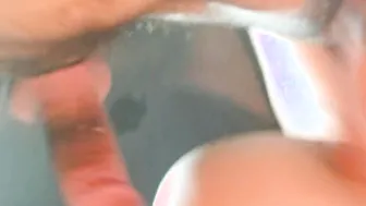 She Loves into the Booty