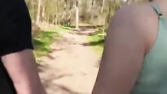 Geil blondje wil pik into haar kontje