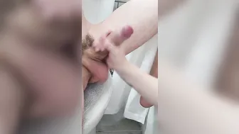 Fiance give the best Hand Job. I came so Rough.