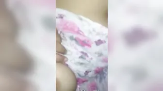 Arab mom Stepmother Blows Sons Cock to Relax has a Gigantic Ass بتمص زبر إبنها عشان يجيب لبنه في فمها