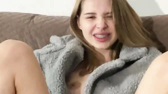 Russian Bitch wants to become a Porn Camgirl. Banged her at the Casting
