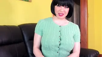 Aunt Kylee Cant Resist Your Humongous Dick