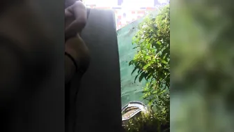 Ebony cunt with mouth Nude under the Sun