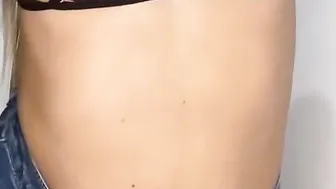 ME DESVISTO SOLO PARA TI MI AMOR