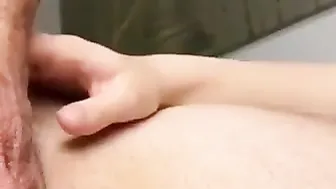 كسرت زبه وأنا أرضع