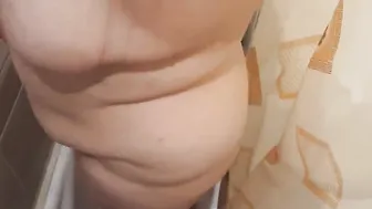 Milf Shower porn video – Babe curvy milf demonstrates her body into the shower