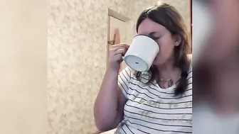 Unshaved cunt pisses inside jeans and underwear peeing bdsm