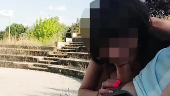 Al Parco Con La Mia Ex per Parlare Ma Finisce Sempre Che Vuole Il Mio Grosso Cazzo Nel Suo Culo