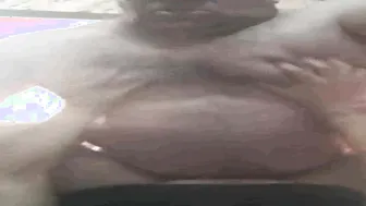 شرموطة لبنانية في كندا جسمها ملبن وطيزها جبارة تتناك
