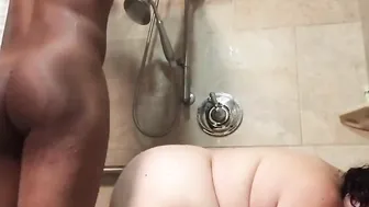 amateur old bbw screwed anal into shower