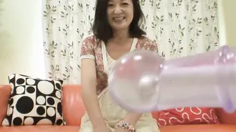 Bushy Japanese Mom - (Chapter #01)