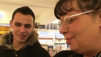 Chubby older fatty riding young strangers penis