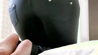 Babe cougar Masturbates Juicy Cunt after Work