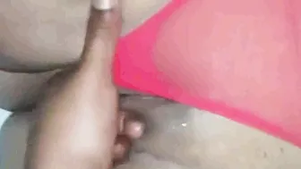 مارس الجنس جبهة مورو بصورة عاهرة سوري بينما زوجها في هولاندا