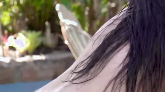 18 Shows Off Her Curves And Is Ready To Gotten Screwed- Alice