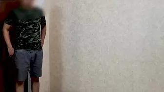 A married housewife give herself to a pizza delivery man