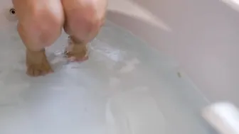 Great cool milf having a hot tub and a cock