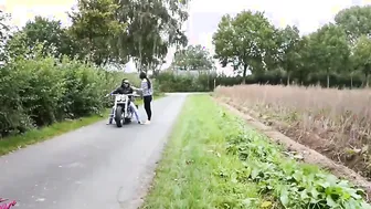 Motorradfahrer Fickt Mich Ohne Kondom