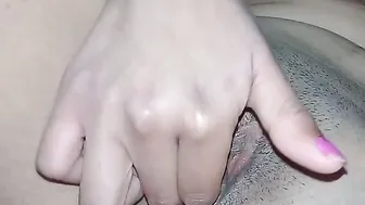 I am a Colombian nympho I want your dick
