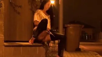 hot Euro Pees over the Pavement