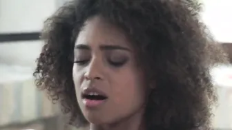 African Bombshell Luna Corazon loves anal having fun