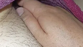 Mi mujer pajeandose riko