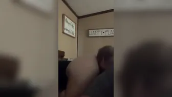Huge Booty Hotwife Let’s Neighbors come over to Eat that Peach