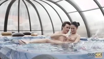 OLD4K. Tender Sex inside Jacuzzi