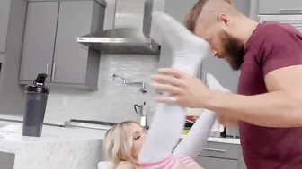 Xander Corvus Sticks His Booty Inside Coco Lovelocks Face Before