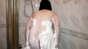 Vulgar chick into Shaving foam