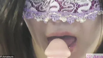 oriental Crazy Hot Japanese Amateur Shows how she uses a Vibrator 4K