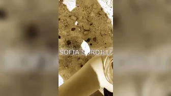 Do un Passaggio inside Moto a Una Turista Che inside Cambio Mi Sega e Spompina. Io Le Sborro e Lei