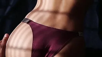 TRAILER- FUCK INTO FRONT WINDOWS WITH MY VICTORIA´S LINGERIE ON THE SIDE