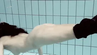Loris Licicia Bouncing her Hooters Underwater