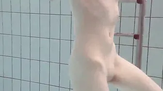 Blonde sexy Okuneva bald vagina underwater swimming