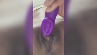Pulsating porn video – Dildo  Pulsating Cunt