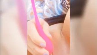ETUDIANTE EXCITEE a LA CHATTE CREMEUSE SEXHIBE SUR SNAP