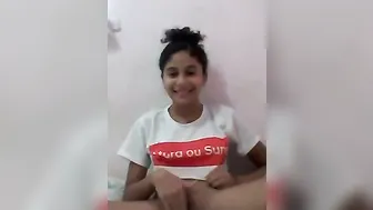 Beutiful teenie musturbating... Try not to cum