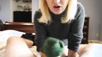 Mommys Green Gloves