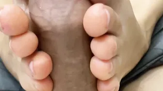 Feet Bdsm. Я трахнула его своими ножками и мне очень понравилось -RouzLuxury